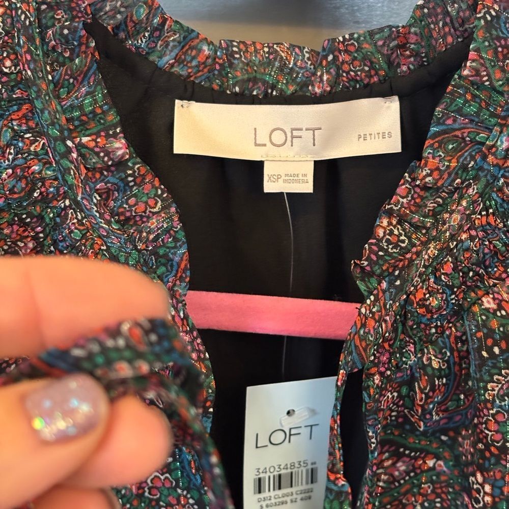 LOFT Women's Paisley Blouse - Multicolor NWT - Picture 2 of 6